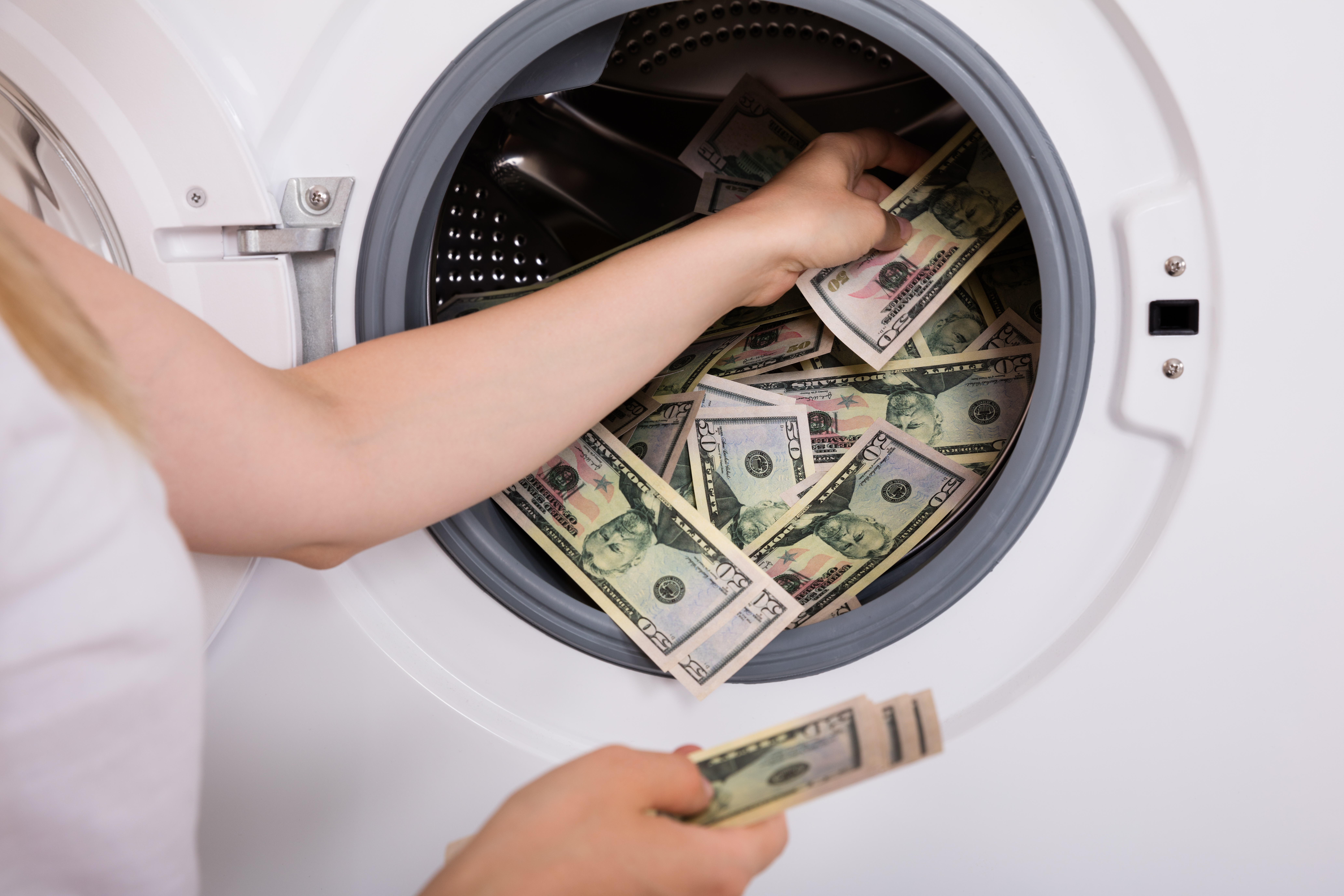 Деньги в стиральной машине
